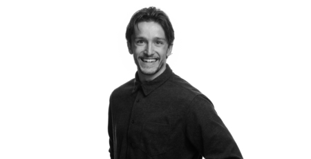 Portretfoto Cas zwart-wit