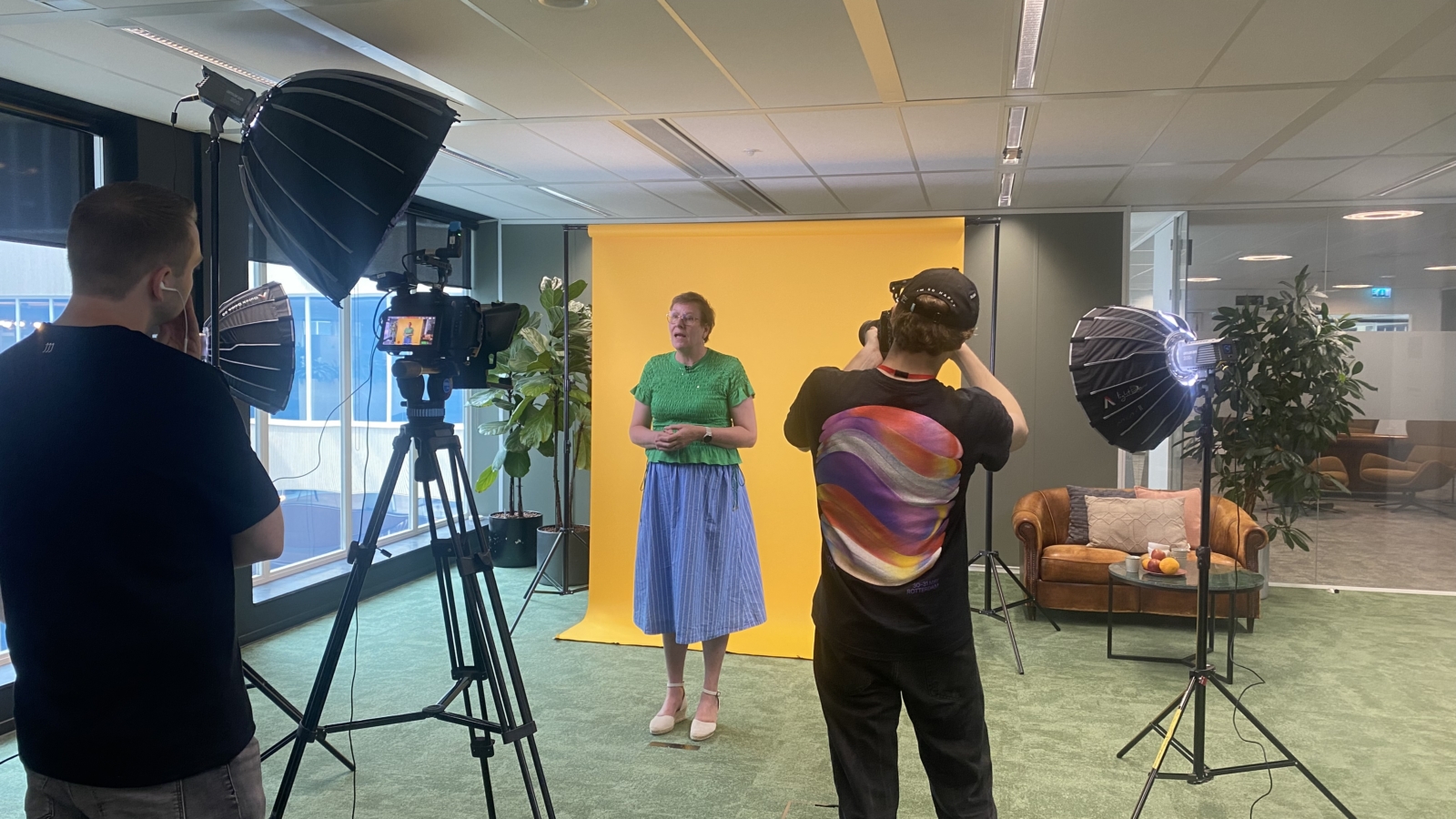 Opname van thought leadership-content over digitale transformatie en toekomstbestendige organisaties in een professionele studio-opstelling.